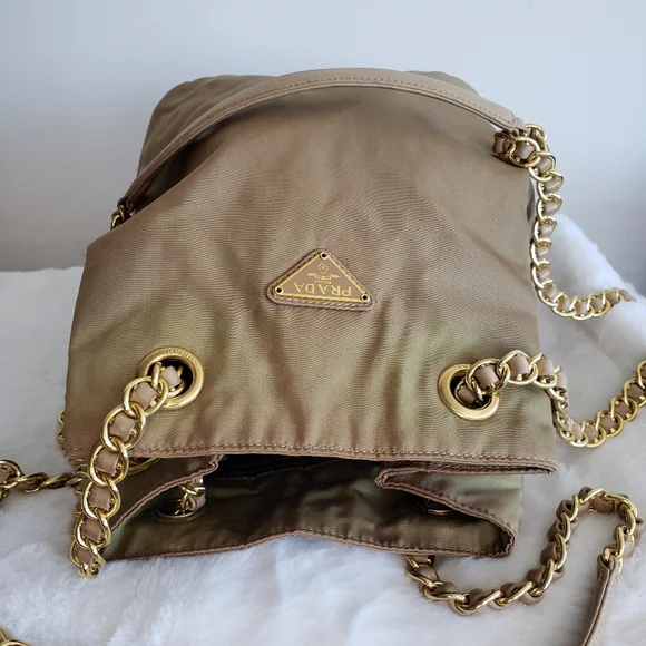 Prada - Picture 6 of 7